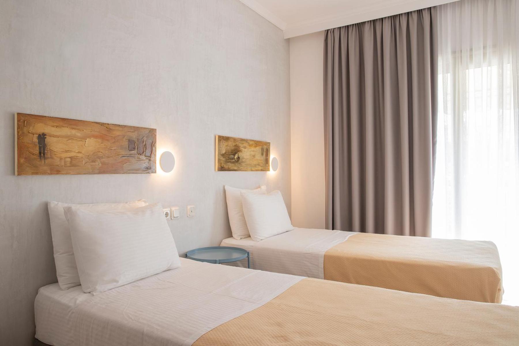 Zefyros Sea View Hotel プラタモナス エクステリア 写真