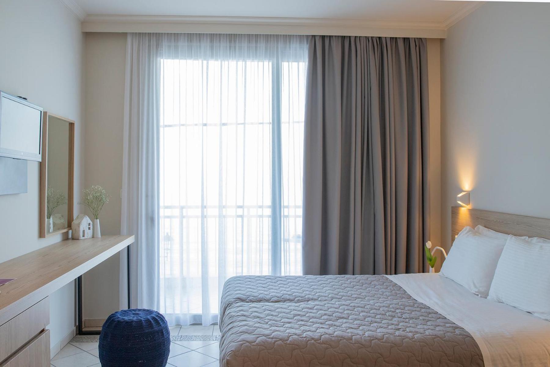 Zefyros Sea View Hotel プラタモナス エクステリア 写真